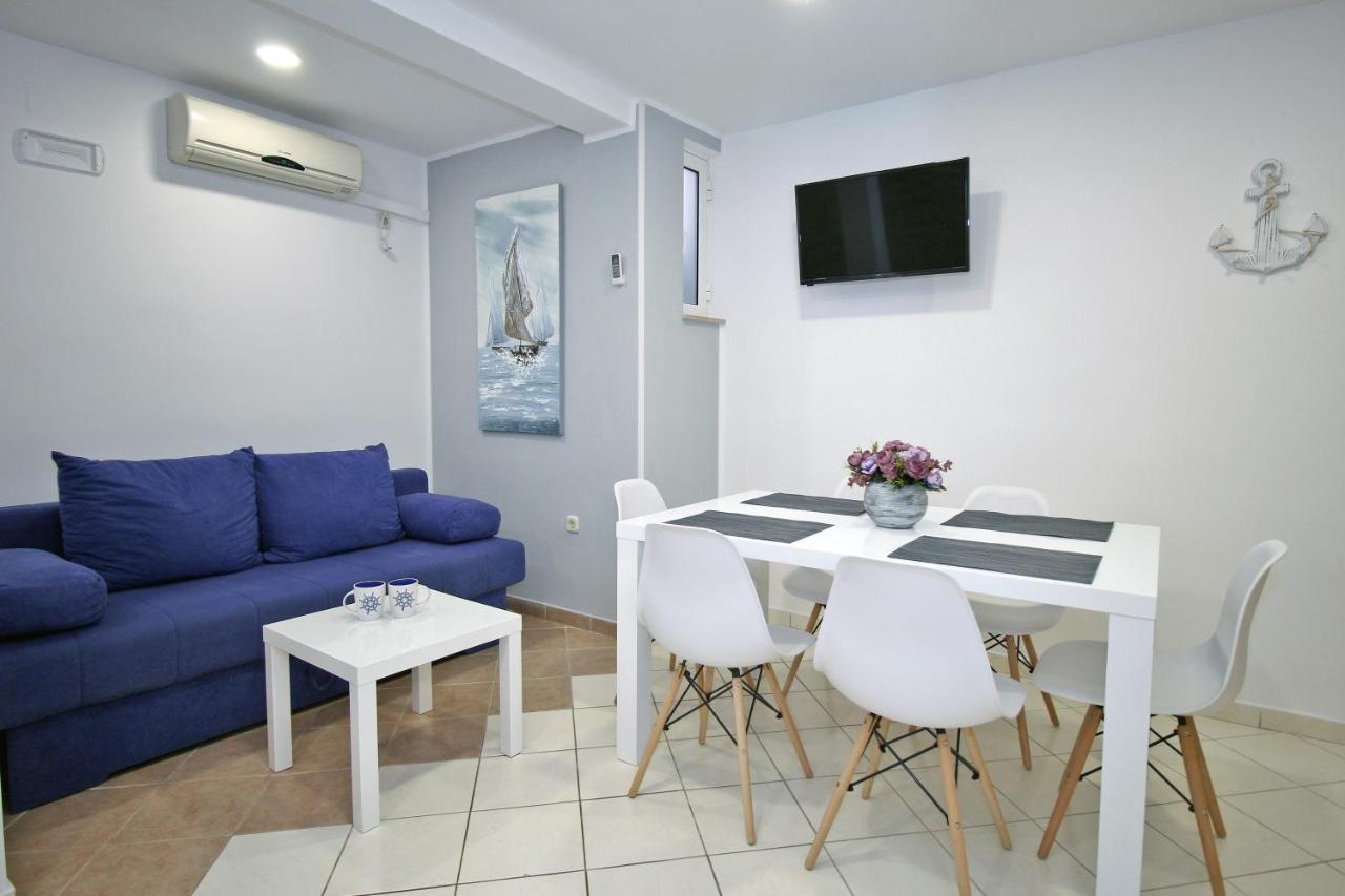 Apartments Miovic Молунат Екстер'єр фото