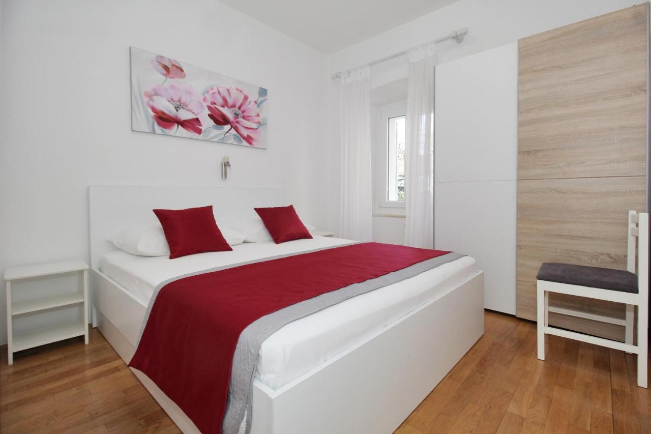 Apartments Miovic Молунат Екстер'єр фото