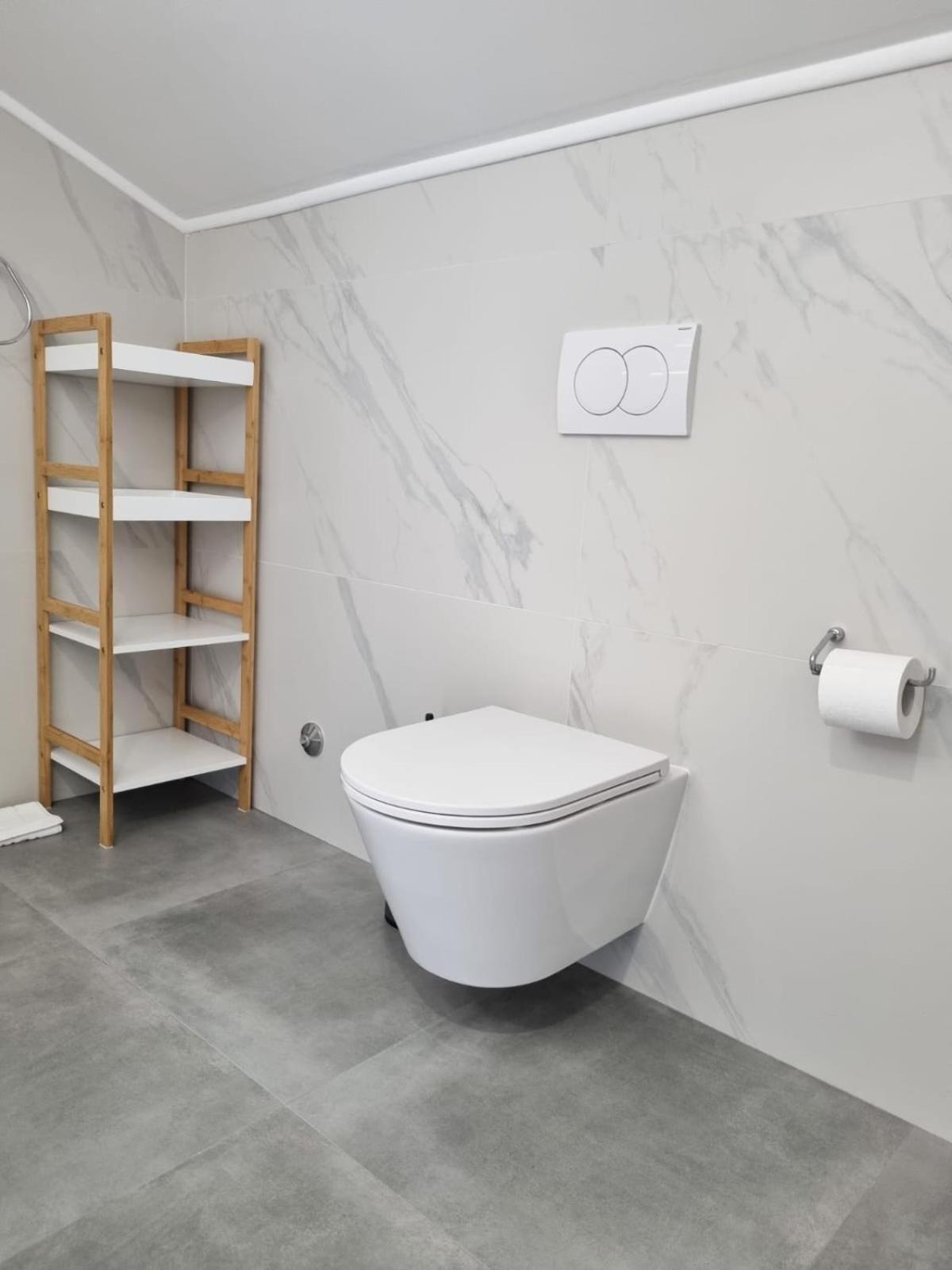 Apartments Miovic Молунат Екстер'єр фото